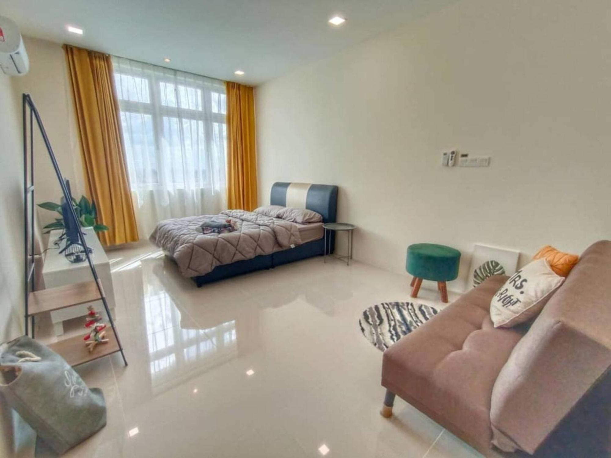 Riverine Diamond Apartment Kuching
