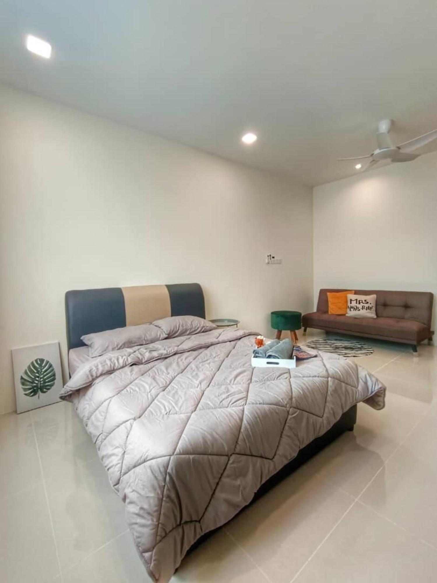 Riverine Diamond Apartment Kuching